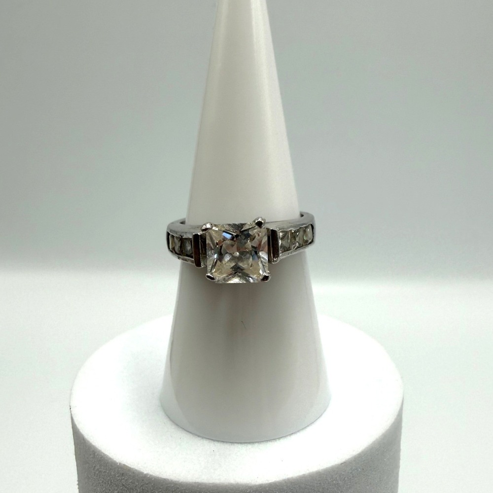 925 Sterling Silver Princess Cut C.Z. Engagement Ring Size 7.25